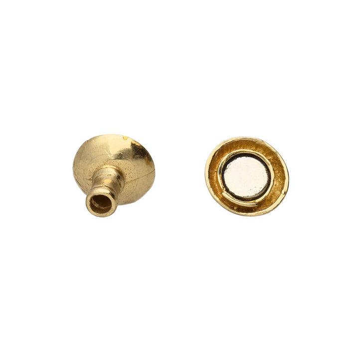 Separated clasp halves: the back of one end and the magnet face of the other