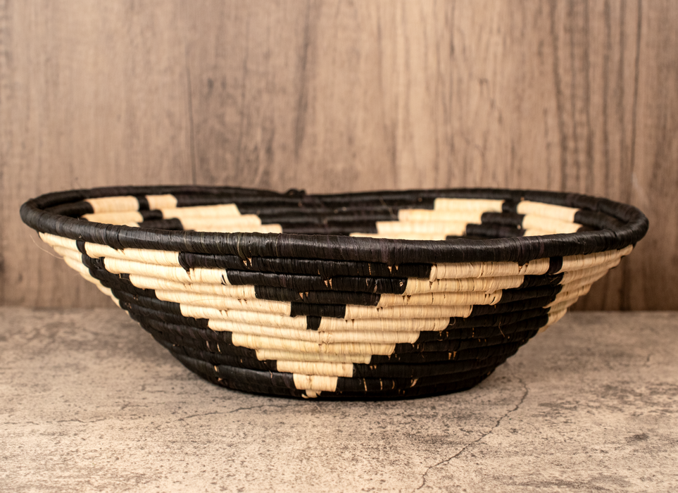 Cross-Star Pattern Ugandan Basket (Large)