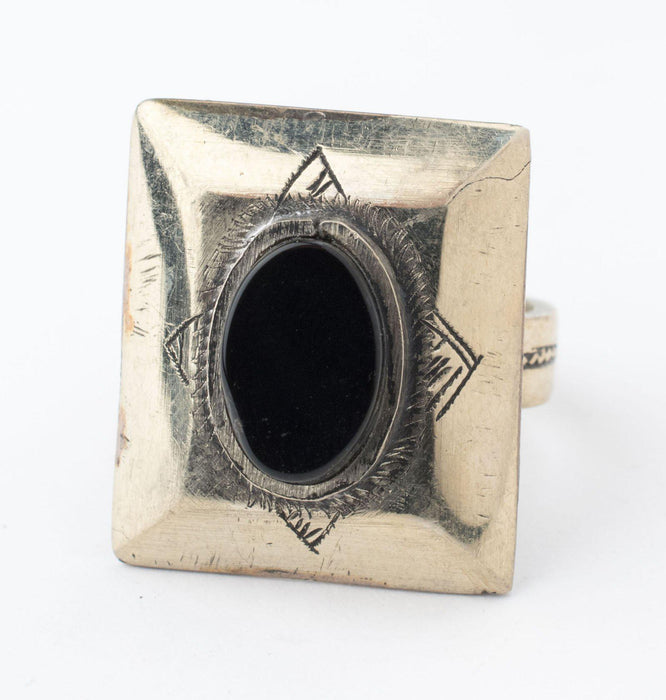 Rectangular Stone Inlaid Tuareg Ring - The Bead Chest