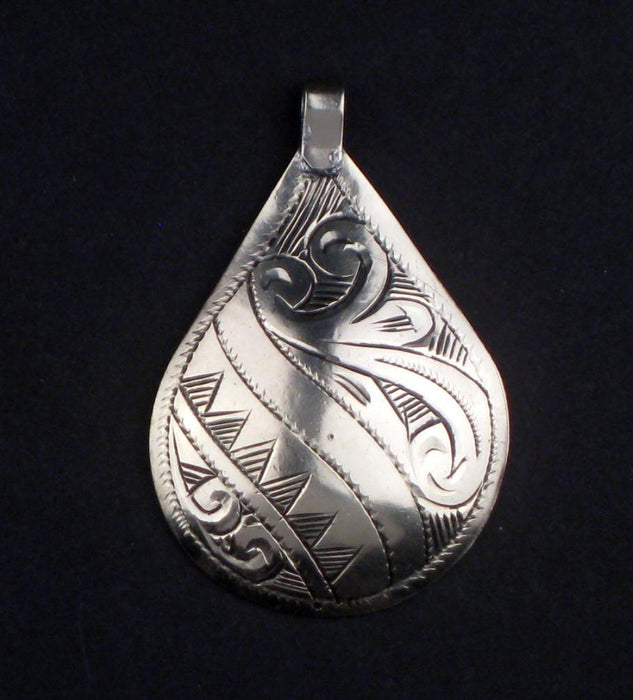 Engraved Silver Moroccan Pendant (56 x 33mm) - The Bead Chest