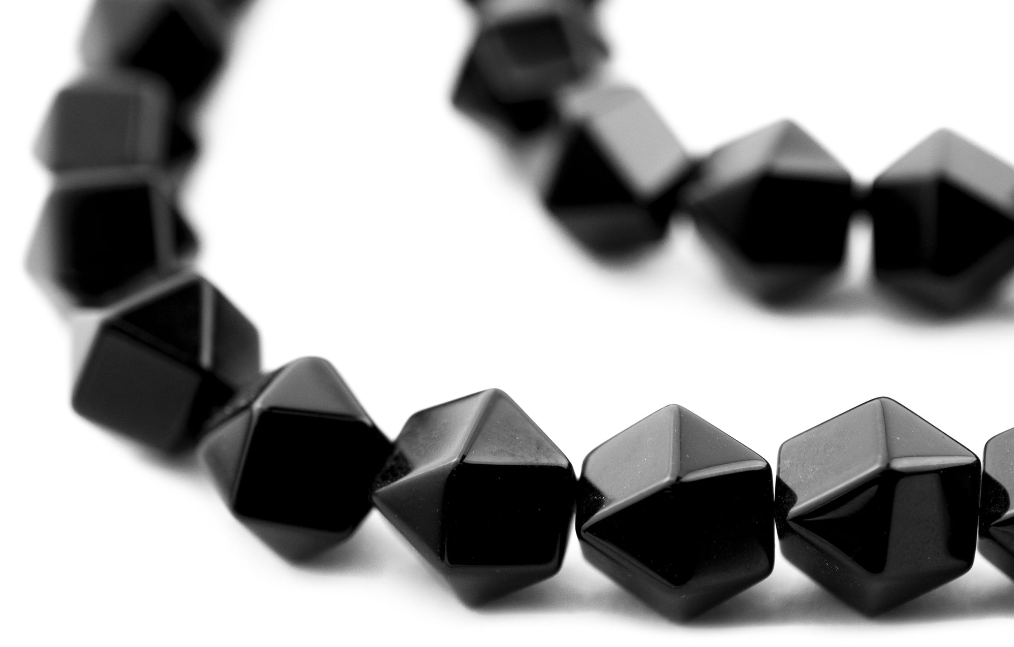 Diamond Cut Onyx Beads (14mm) — The Bead Chest