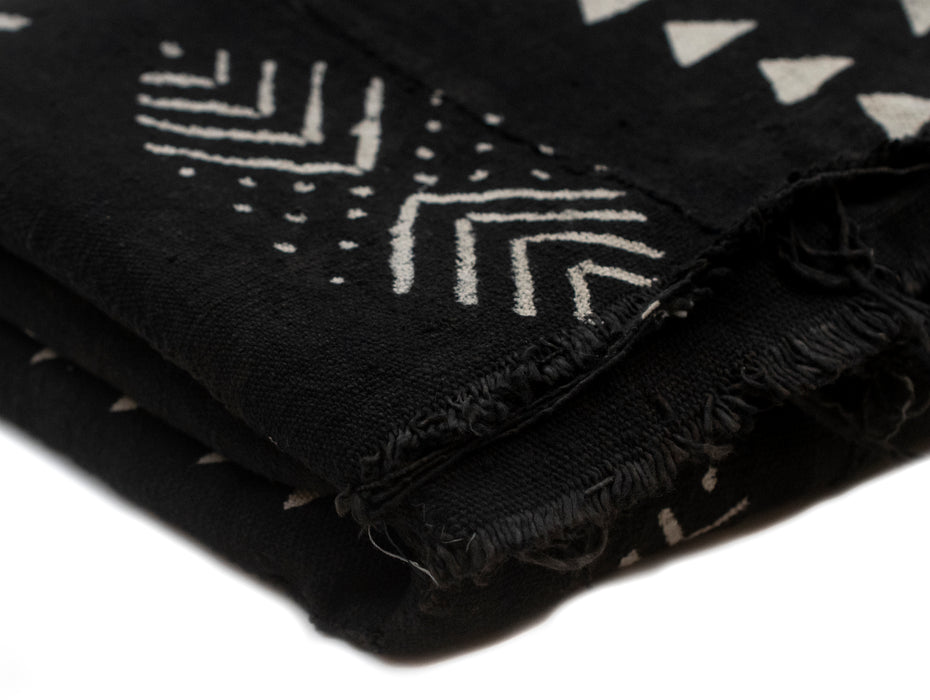 Ebony Black Bogolan Mali Mud Cloth (Segou Design) - The Bead Chest